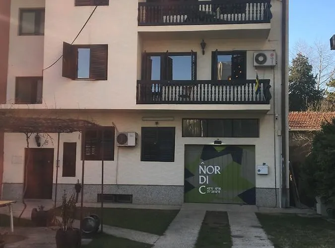 Хостел Nordic N-box *